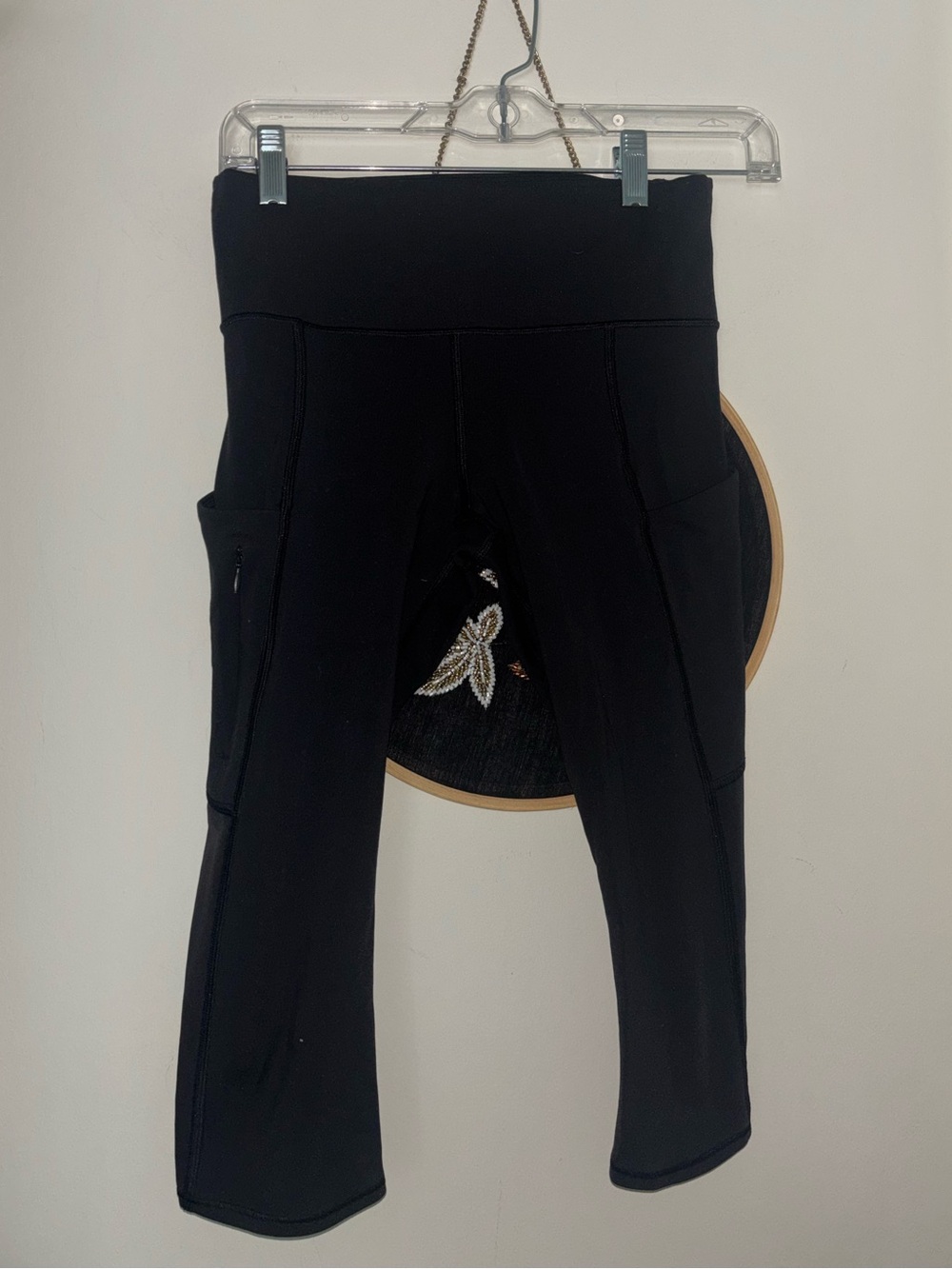 Athleta Black Pocket Capri Leggings